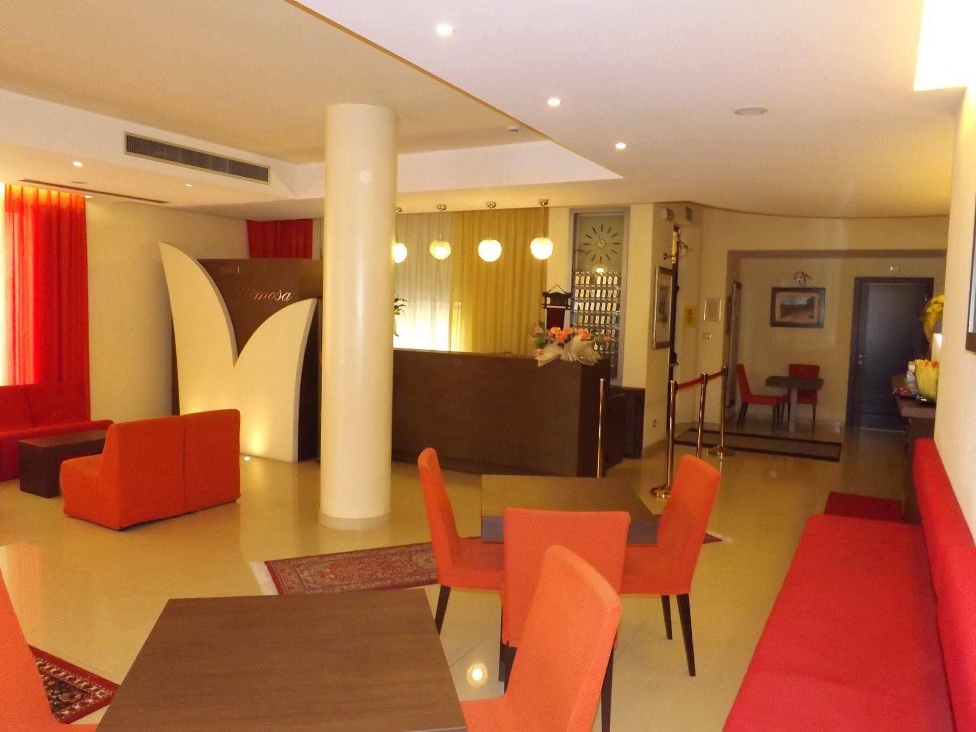 Hotel Mimosa Bellaria-Igea Marina Buitenkant foto